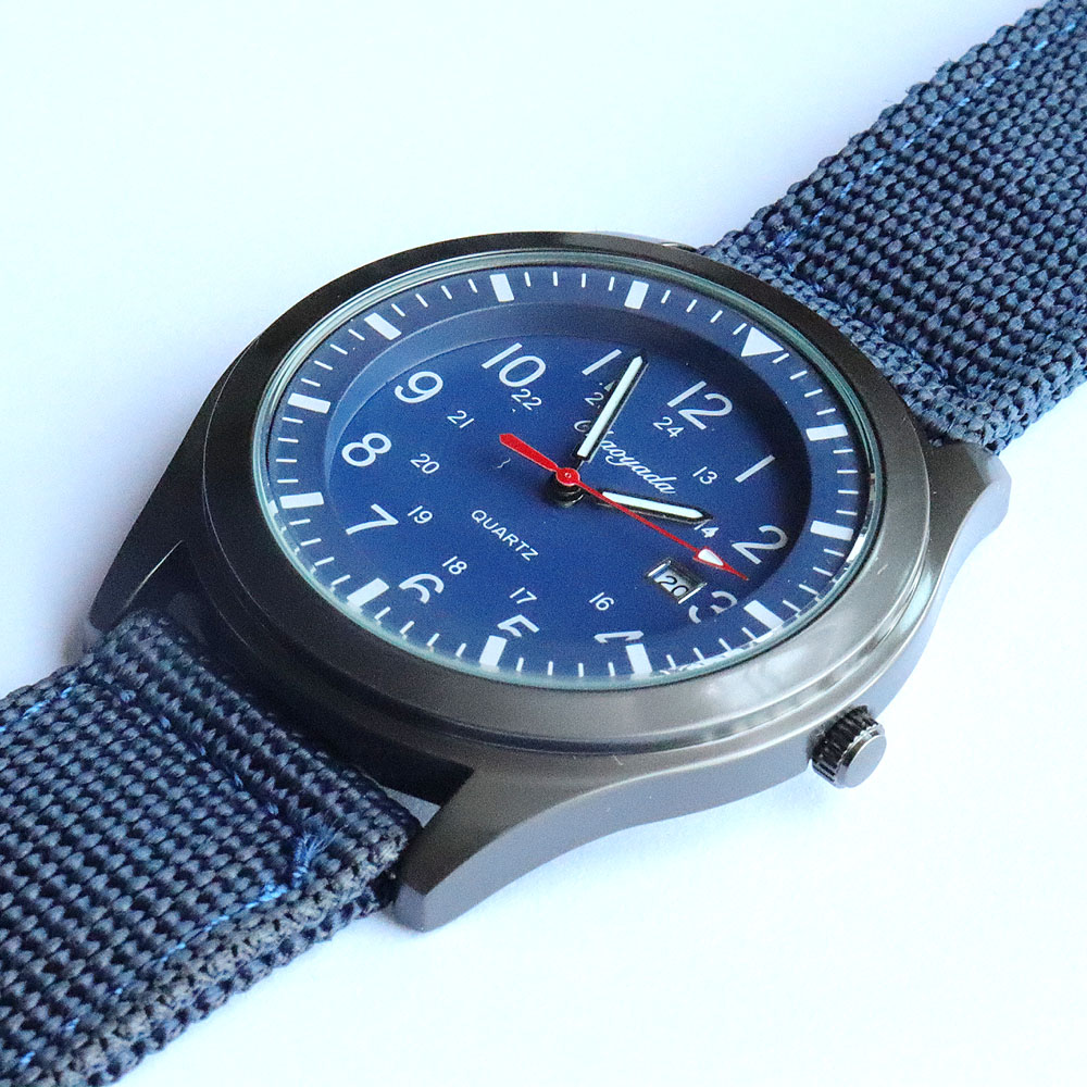 高級メンズクォーツ腕時計 スポーツカジュアル アーミーデザイ - Canvas Strap Watch のレビューと価格