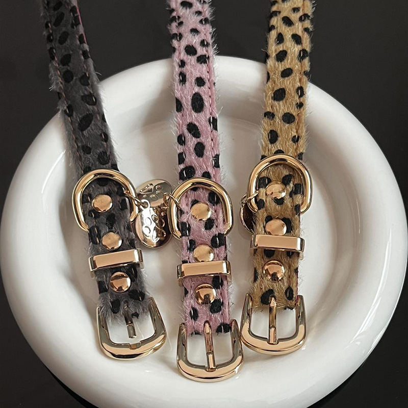 ヒョウ柄小型犬首輪、ソフトPUレザー犬用メタルリード付き - - Leather Strap Quick Release のレビューと価格