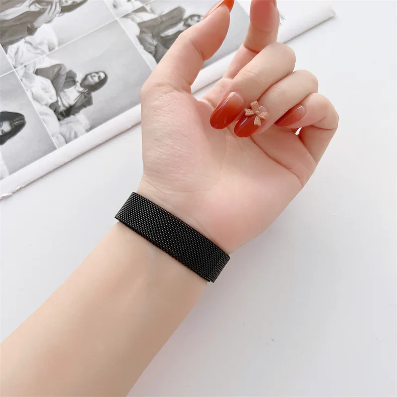 磁気ループ Xiaomi スマートバンド 8-NFC ストラ - Milanese Loop Magnetic のレビューと価格